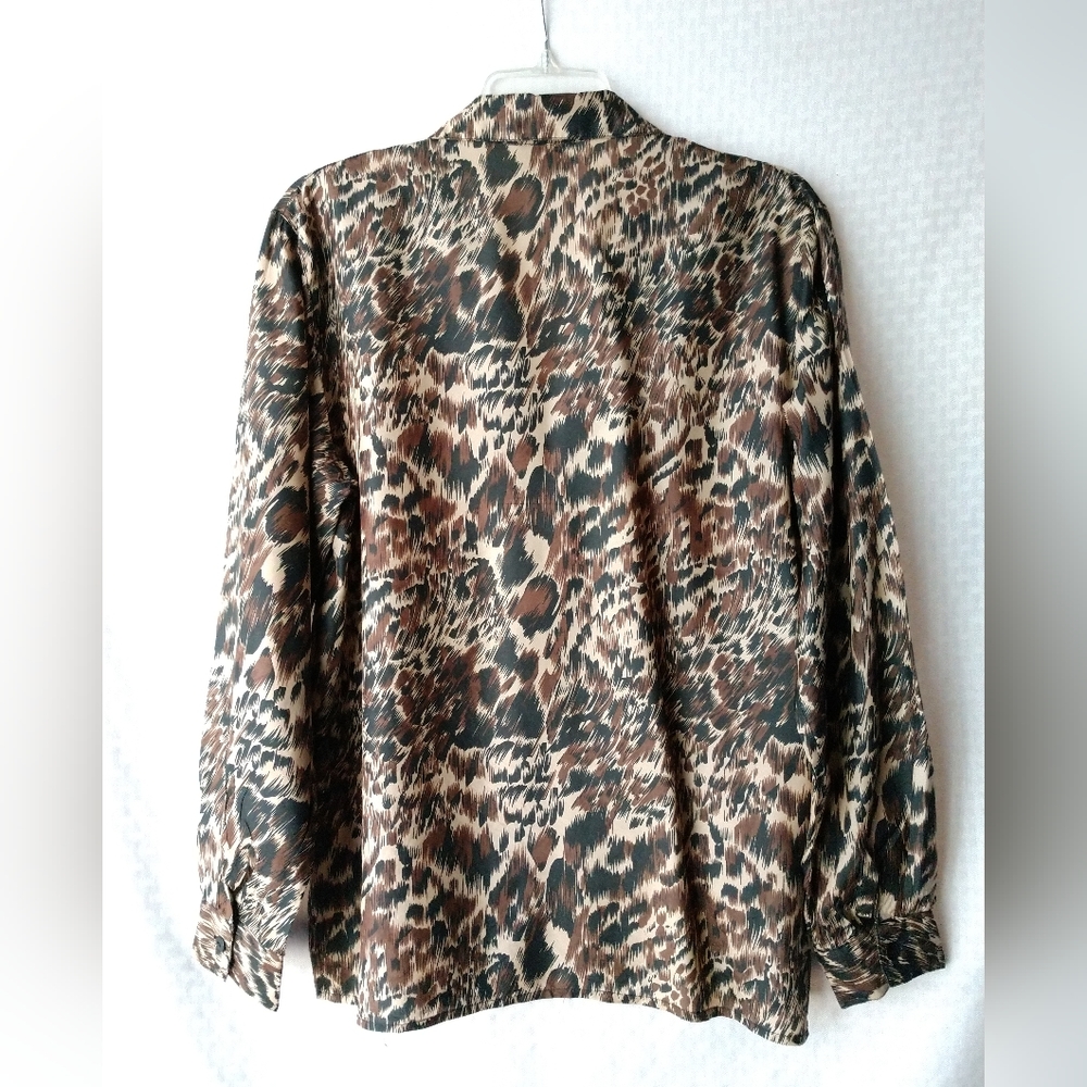 Vintage Stunt Silk Blouse Shirt Animal Print Brown Black Size Medium - Picture 3 of 3